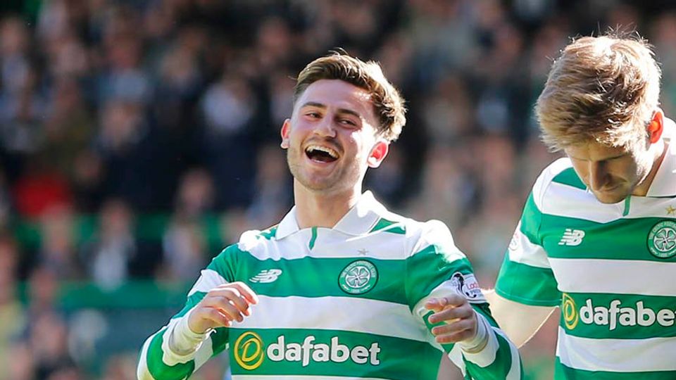 Patrick Roberts - Nghệ Sĩ Bên Cánh Phải Tài Năng Và Thăng Trầm Patrick Roberts - Nghệ Sĩ Bên Cánh Phải Tài Năng Và Thăng Trầm